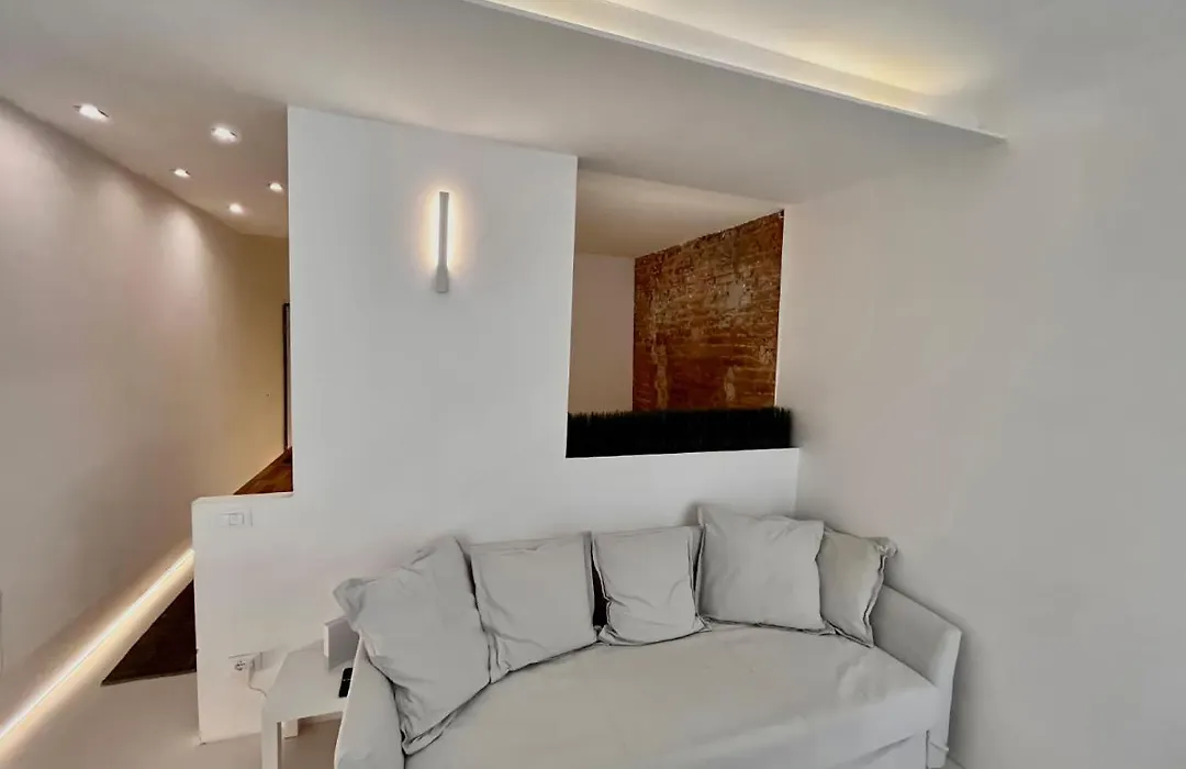 {Luxury & Netflix} Piazza Vittoria Apartment-1